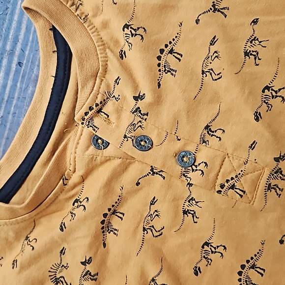 NEW! DINOSAUR LONGSLEEVE BUNDLE - Picture 3 of 10